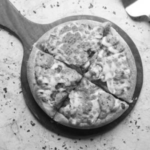 Chicken Meatballs Pizza