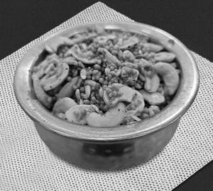 Pudina Mixture Dalmoth (Desi Ghee)