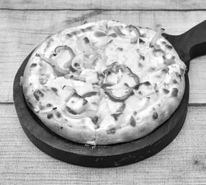 Tandoori Paneer Pizza