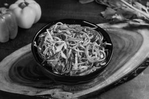 Veg Hakka Noodles Flavour
