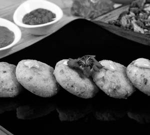 Dahi Kaju Ki Nazakat - Serves 2