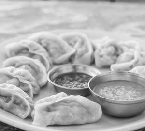 Chicken Steam Momo (8Pcs)