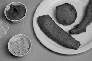 Bajji [3 Pieces](Mirchi,Onion,Plantain)