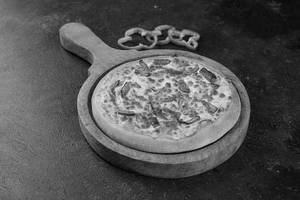 Mushroom Capsicum Pizza