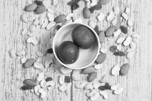 Hot Gulab Jamun (2 Pcs)