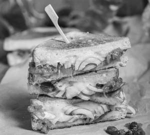 Schezwan sandwich