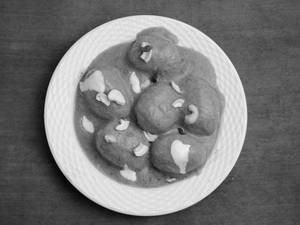 Dum Aloo Kashmiri