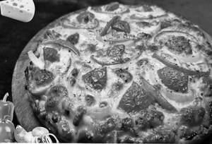 Regular Fresh Veggie Pizza