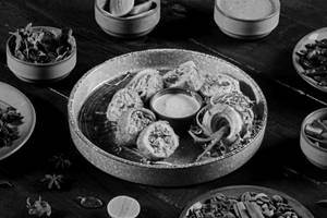 Seasme Tandoori Bharwan Aloo