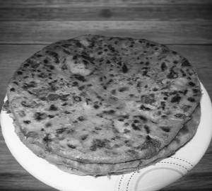 Green Peas Paratha [ 2 Piece ]
