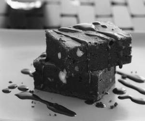 Hot Chocolate Walnut Brownie Without Icecream  - New Launch ( Fusion )