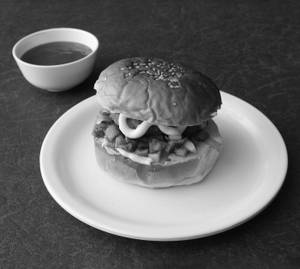 Aloo Tikki Burger