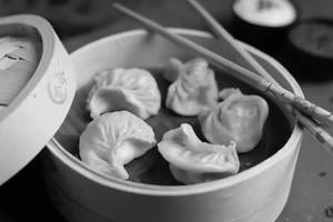 Mixed Veg Momos Steamed (6 Pcs )