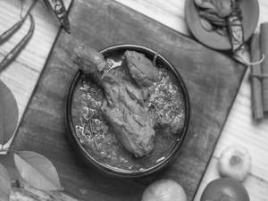 Chicken Masala [2 Pieces]