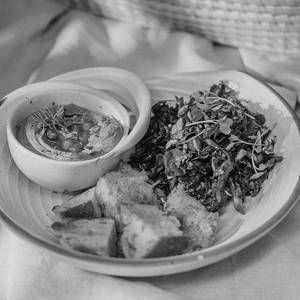Hummus + Sourdough Heels