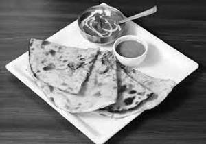 Chicken Keema Naan