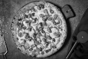 Peri Peri Chicken Pizza