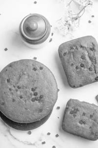 Eggless Vanilla Mava Cake (300 Gms)