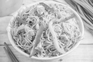 Chicken Burnt Garlic Noodle