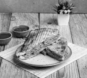 Pasta mayo toast