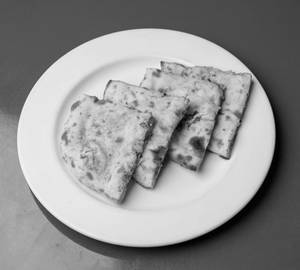 Kuthanuri Kulcha (Chicken Stuffed)