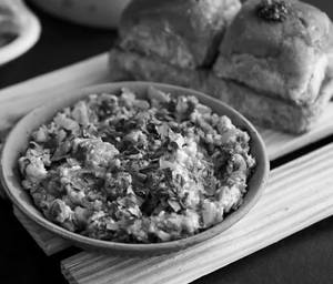 Paneer Bhurji With Pav