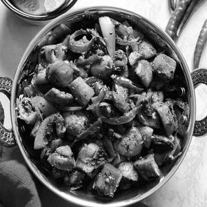 Mushroom Pepper Fry (dinner Online)