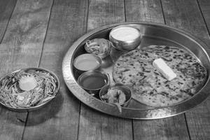 Aloo Cheese Paratha