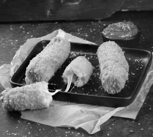 Chicken Nuggets [4pcs]