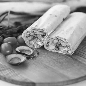 Chicken tikka rumali roll