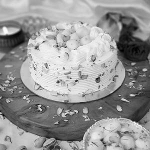 Anguri Rasmalai Cake