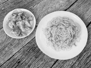 Egg Noodles Gravy