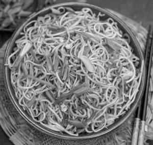 Veg Hakka Noodle