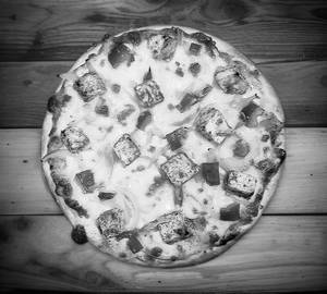 Paneer Tikka Pizza