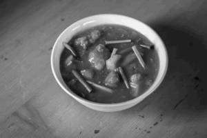 Chicken In Schezwan Gravy