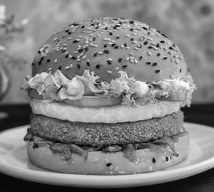 Special zombo burger paneer with vegetable petty