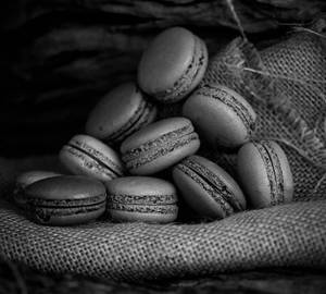Macrons