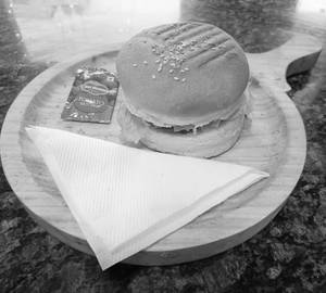 Aloo Tikki Burger