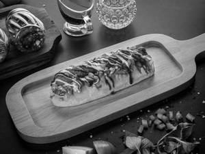 Saucy Veg Hot Dog