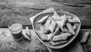 Namak Para (200 Gms)
