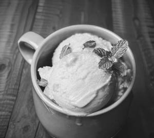 Mango scoop