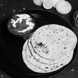Dal Makhani [300 Ml] And 4 Chapati