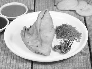 Paneer Samosa Chat