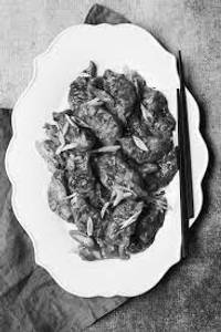 Chicken & Cheese Manchurian Momos (5 Pcs)