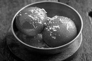 Gulab Jamun (2 Pcs)