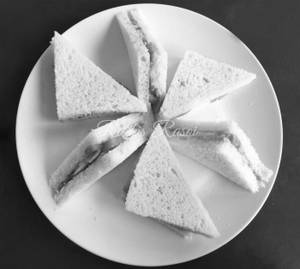 Regular Aloo Mattar Sandwich