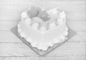 Heart Shape Vanilla Cake [500g]
