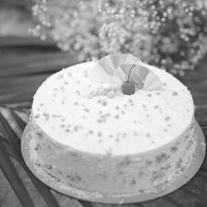 Milky Butterscotch Cake