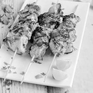 Boneless Chicken Malai Tikka (8 Peices)
