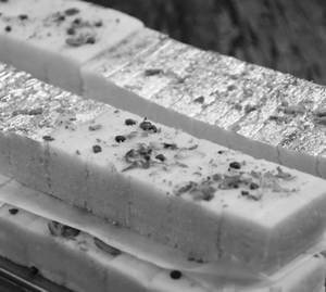 Bikaneri Burfi